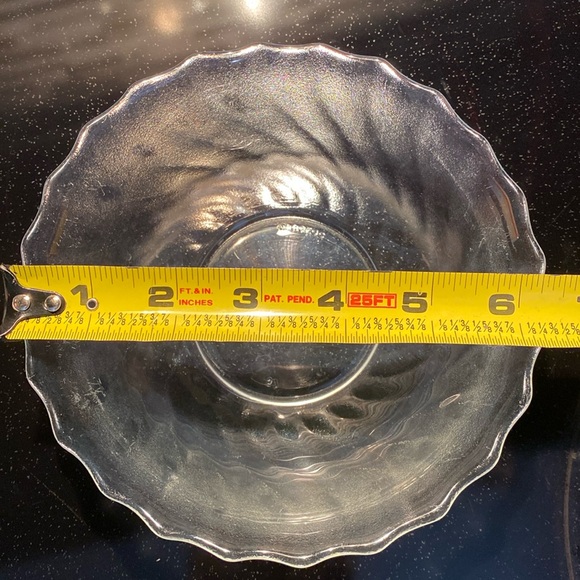 Vintage Rare Find Arcoroc France Fluted Clear Glass Bowls - set of 4 - Picture 4 of 7